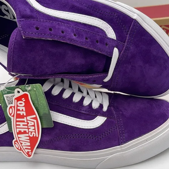 Vans Men's Purple Suede Sneakers Old SkoolPig Suede AcaiVN0A4BW2BKE