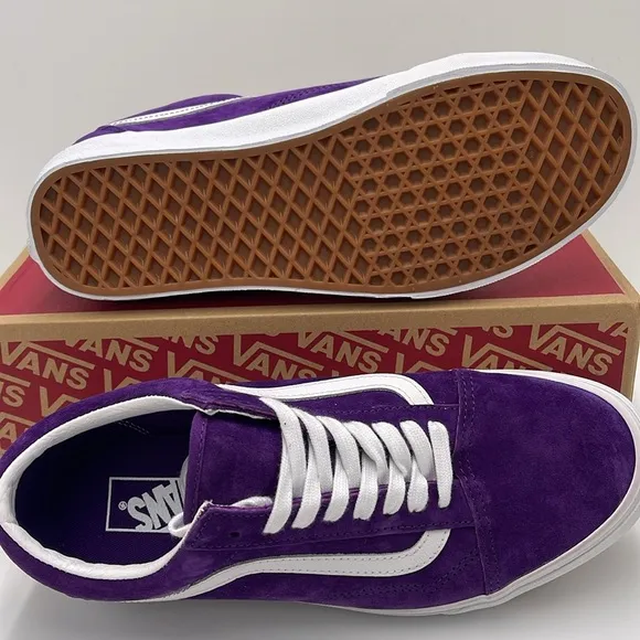 Vans Men's Purple Suede Sneakers Old SkoolPig Suede AcaiVN0A4BW2BKE