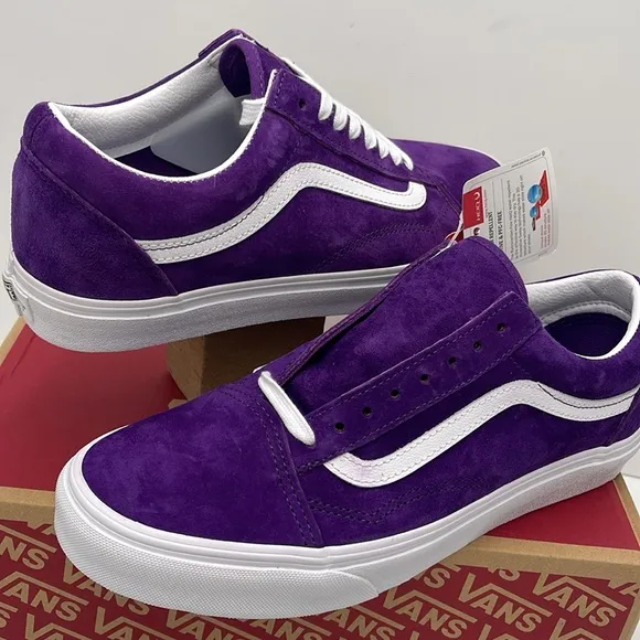 Vans Men's Purple Suede Sneakers Old SkoolPig Suede AcaiVN0A4BW2BKE