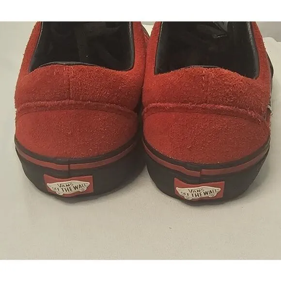 VANS OFF THE WALL &quot;Authentic&quot; suede shoes