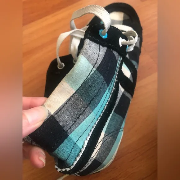 Vans off the wall high hi tops black blue white plaid sneakers women MISSY Sz 4