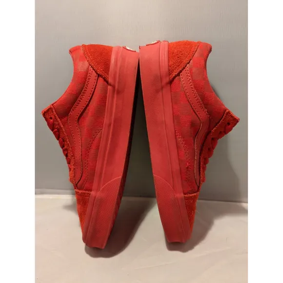 Vans Off The Wall Old Skool RACING RED Suede Checkerboard Skate Shoes M4  W 5.5