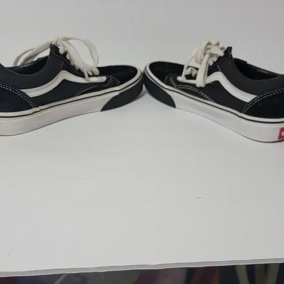 Vans Old Skool FLAME CUT OUT, great condition, youth/men's 3.5, women's 5