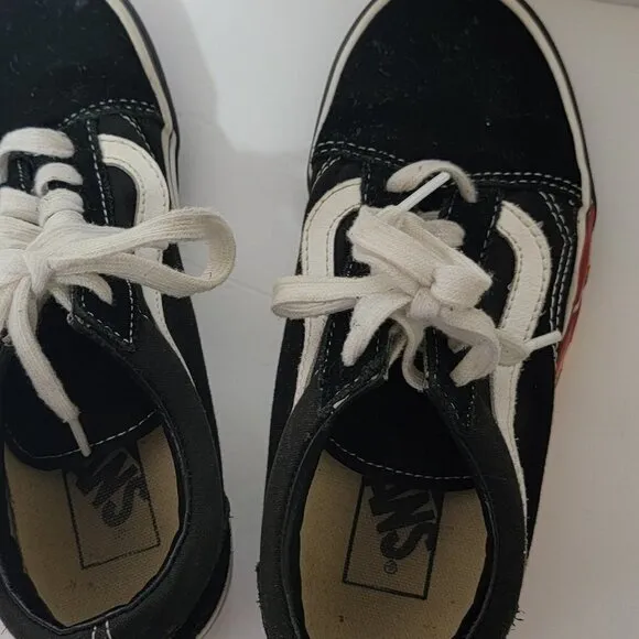 Vans Old Skool FLAME CUT OUT, great condition, youth/men's 3.5, women's 5