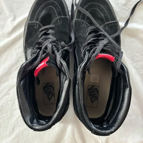 Vans Sk8-Hi Black Suede Shoes sneakers SZ 10 NWOT