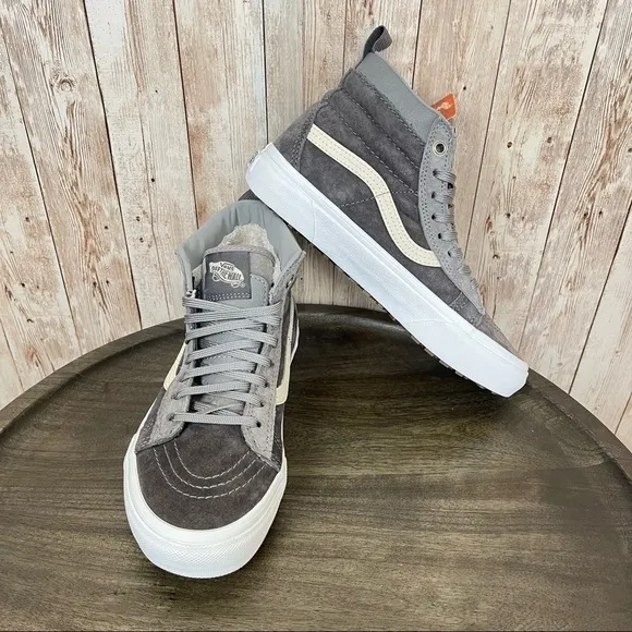 Vans Sk8-Hi MTE “Rabbit Frost/Gray” Sneaker Size 6 Women