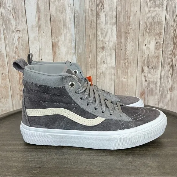 Vans Sk8-Hi MTE “Rabbit Frost/Gray” Sneaker Size 6 Women