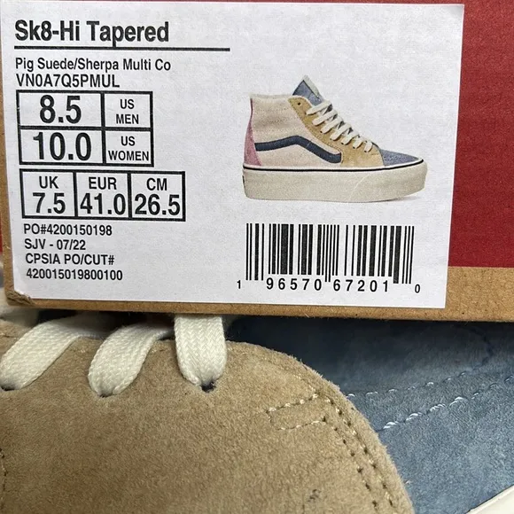 Vans Sk8-Hi TaperedPig Suede/Sherpa Multi CoVN0A7Q5PMULWMNS Platforms