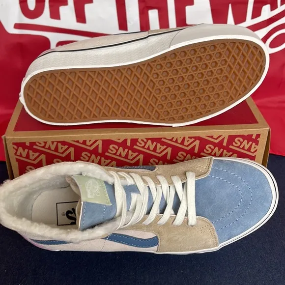 Vans Sk8-Hi TaperedPig Suede/Sherpa Multi CoVN0A7Q5PMULWMNS Platforms