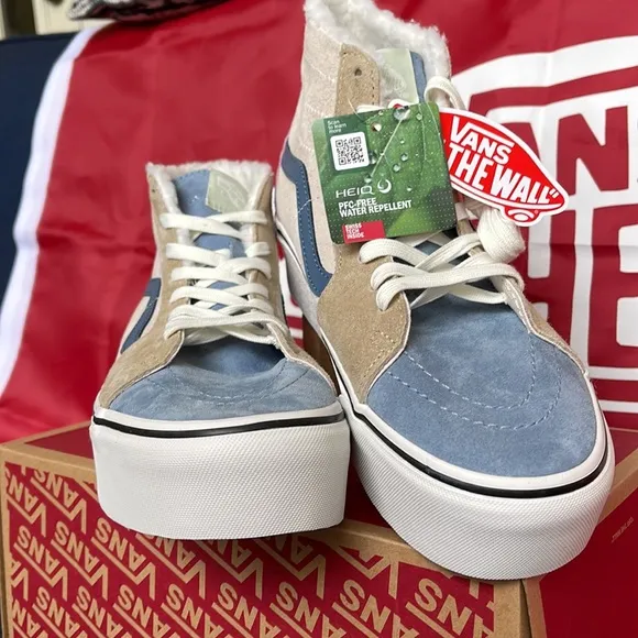 Vans Sk8-Hi TaperedPig Suede/Sherpa Multi CoVN0A7Q5PMULWMNS Platforms