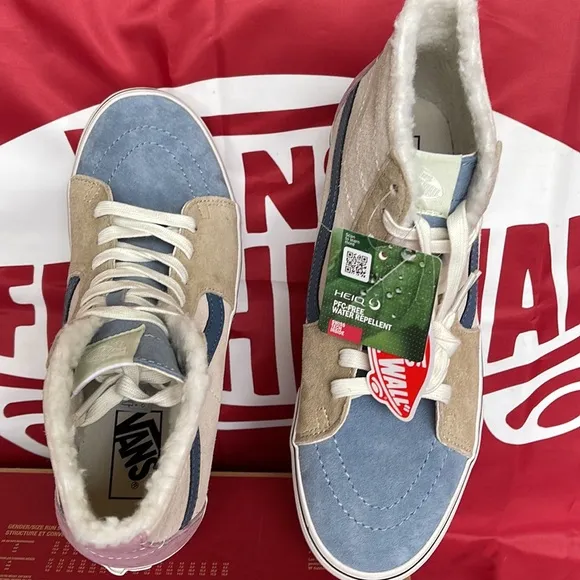 Vans Sk8-Hi TaperedPig Suede/Sherpa Multi CoVN0A7Q5PMULWMNS Platforms