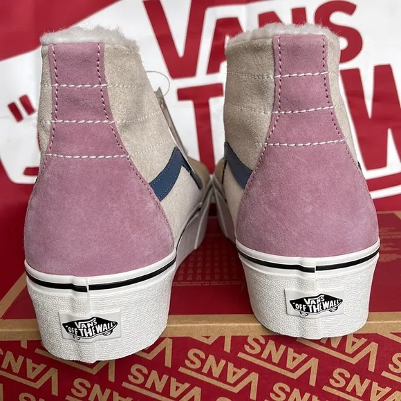 Vans Sk8-Hi TaperedPig Suede/Sherpa Multi CoVN0A7Q5PMULWMNS Platforms