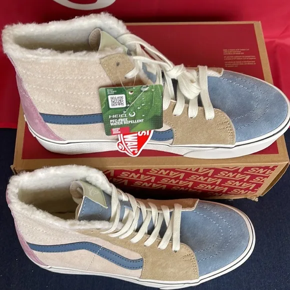 Vans Sk8-Hi TaperedPig Suede/Sherpa Multi CoVN0A7Q5PMULWMNS Platforms