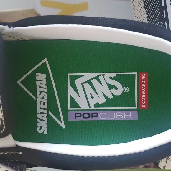 Vans Skate Slip-On Skateistan Checkerboard Pop Cush Size 10 Men's