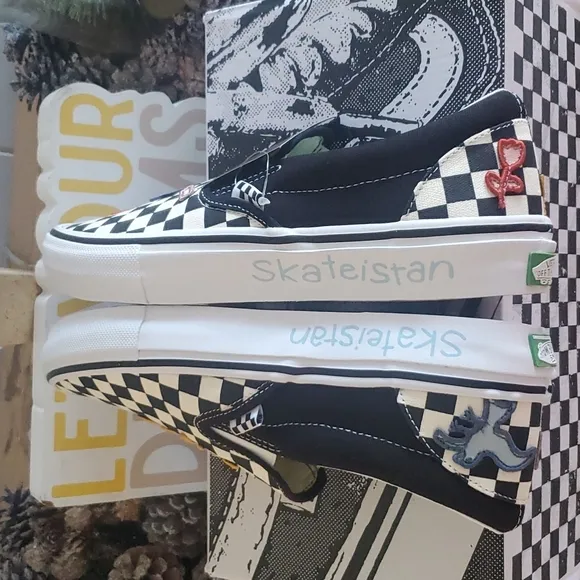 Vans Skate Slip-On Skateistan Checkerboard Pop Cush Size 10 Men's