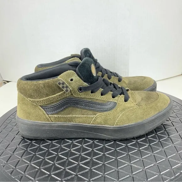 Vans Sneakers Men Size 7.5 Shoes Beatrice Domond Mid Zahba Green Suede Old Skool