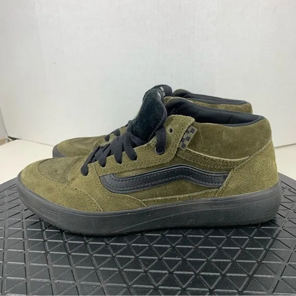 Vans Sneakers Men Size 7.5 Shoes Beatrice Domond Mid Zahba Green Suede Old Skool