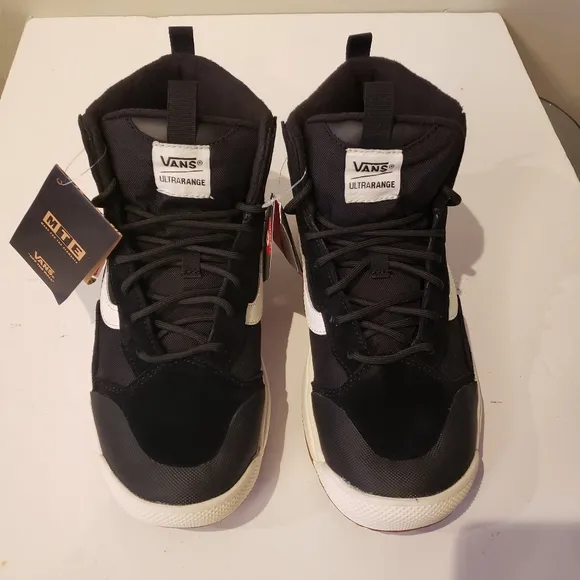 Vans Ultrarange Exo Hi 'Black / Marshmallow' VN0A5KS51KP size Men 8 Women 9.5