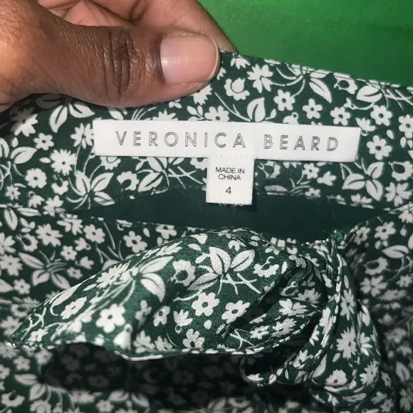 Veronica Beard 100% Silk Mini Skirt size 4
