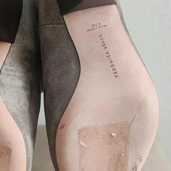 Veronica Beard Suede knee hills Size 6.5 New