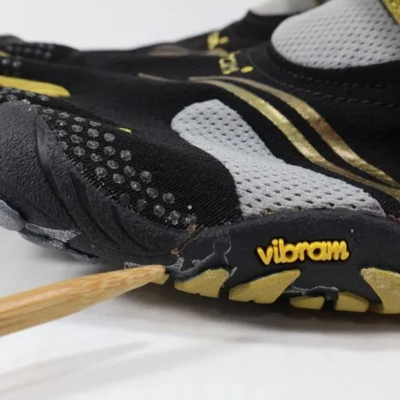 Vibram FiveFingers Shoes Mens 42 (US 9-9.5) Black Gold Komodosport Barefoot