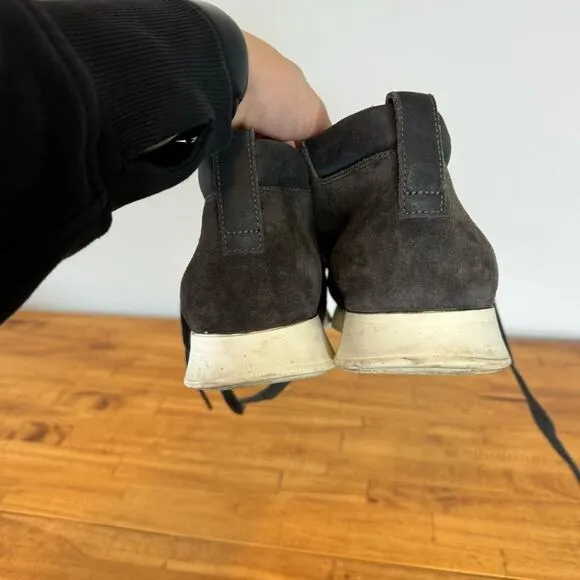 Vince Abe Chukka Dark Gray Suede Leather Lace Up Shoes Size 9.5