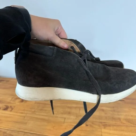 Vince Abe Chukka Dark Gray Suede Leather Lace Up Shoes Size 9.5