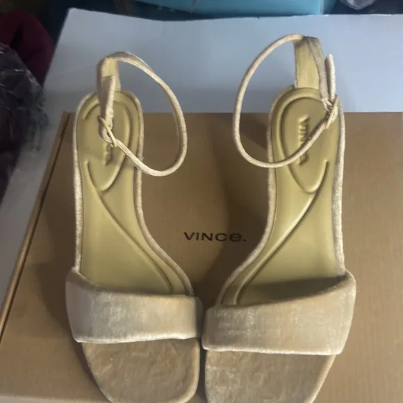Vince Prue Farro shoes