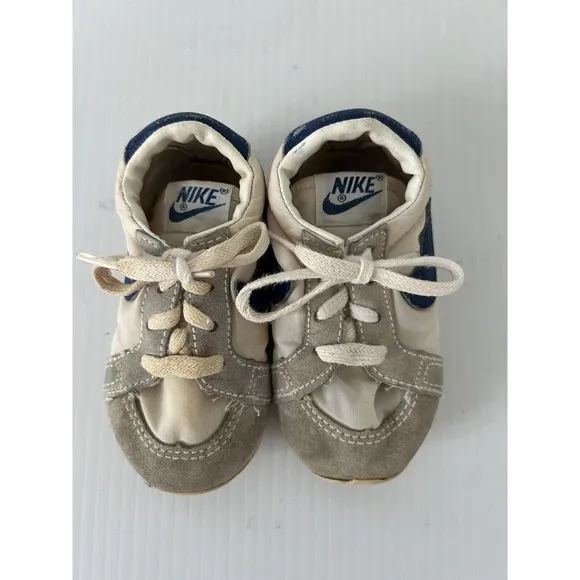 VINTAGE 1983 NIKE Tyro Athletic Shoes Made in Korea Nylon Suede Toddler Sz 5?