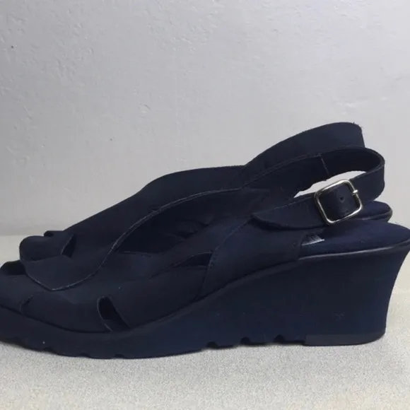 Vintage Handmade Navy Blue Suede Women shoes Size 7