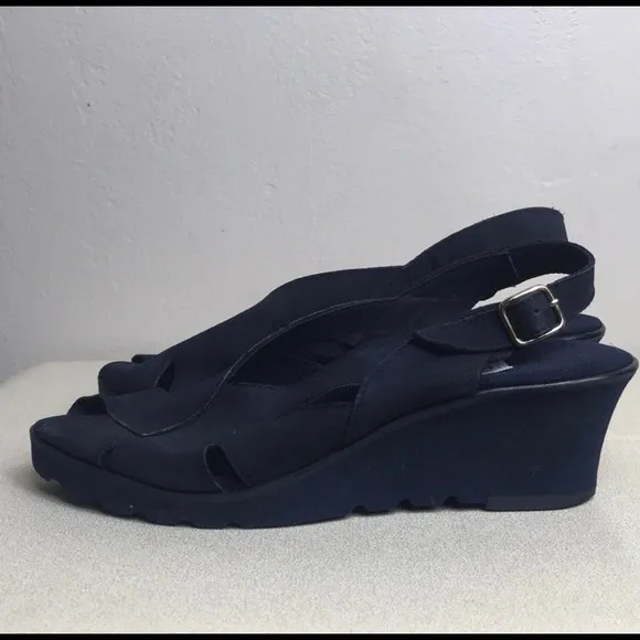 Vintage Handmade Navy Blue Suede Women shoes Size 7