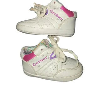 [VINTAGE KIDS] Baby Girl Gerber Soft Sole Sneakers Shoes 90s/80s Size 2