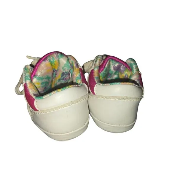 [VINTAGE KIDS] Baby Girl Gerber Soft Sole Sneakers Shoes 90s/80s Size 2