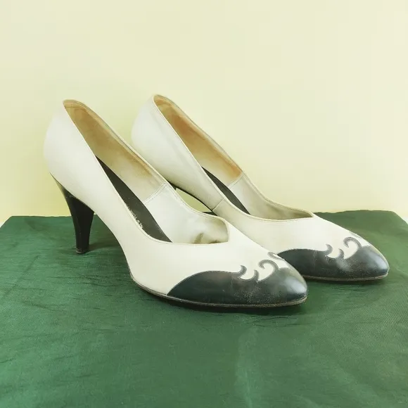 Vintage Leather Pumps Heels 1940's Spike Shoes Stilettos