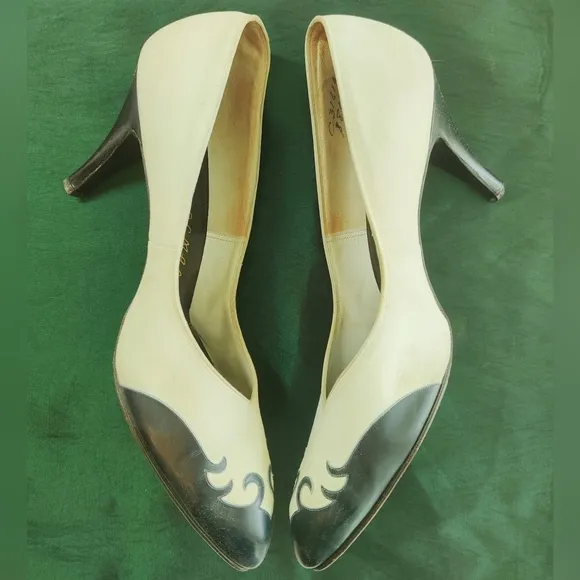 Vintage Leather Pumps Heels 1940's Spike Shoes Stilettos