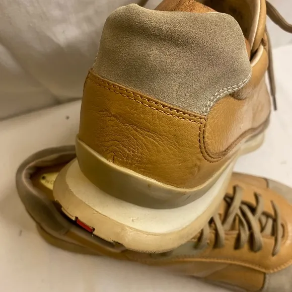 Vintage PRADA Men's SNEAKERS SUEDE/Leather Tan and Cream Sneakers size 9