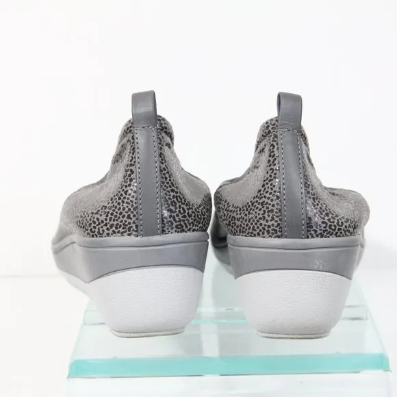Vionic Jacey Wedge Shoes Women Slip on Comfort 8 wide Gray Leather