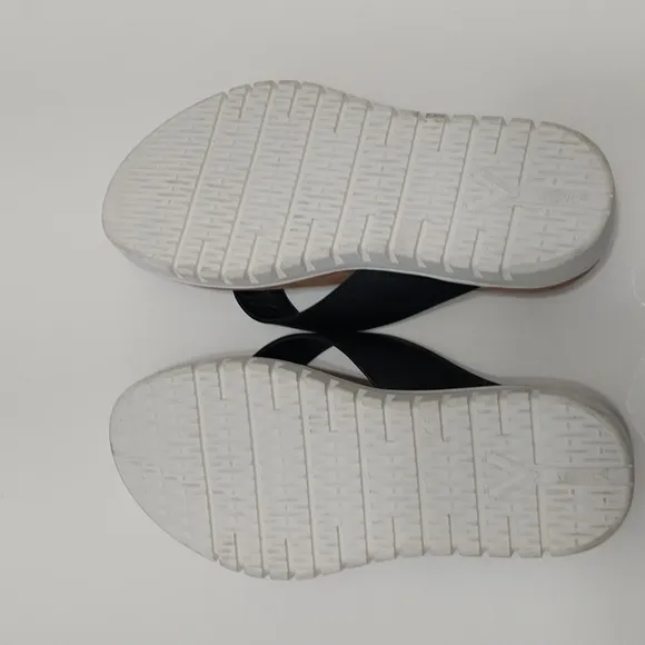 Vionic Uptown Marin Sandal
