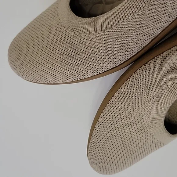 Vivaia Round Toe Shoes
