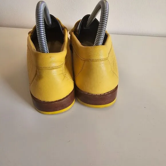 Weejuns G.H. Bass Mens Loafers Yellow Leather Slip On Shoes Size 8.5 Pre-owned