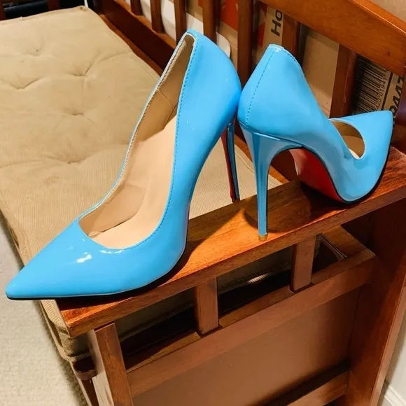 Wenzhan Women Stiletto Heel Shoe.