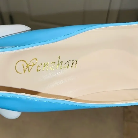 Wenzhan Women Stiletto Heel Shoe.