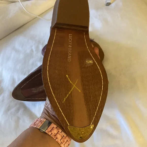 women shoes lucky brand new size 5M