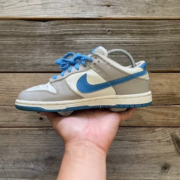 Women Size 5.5 /Size 4 Youth Rare 2003 Nike Dunk University Blue White Grey Shoe