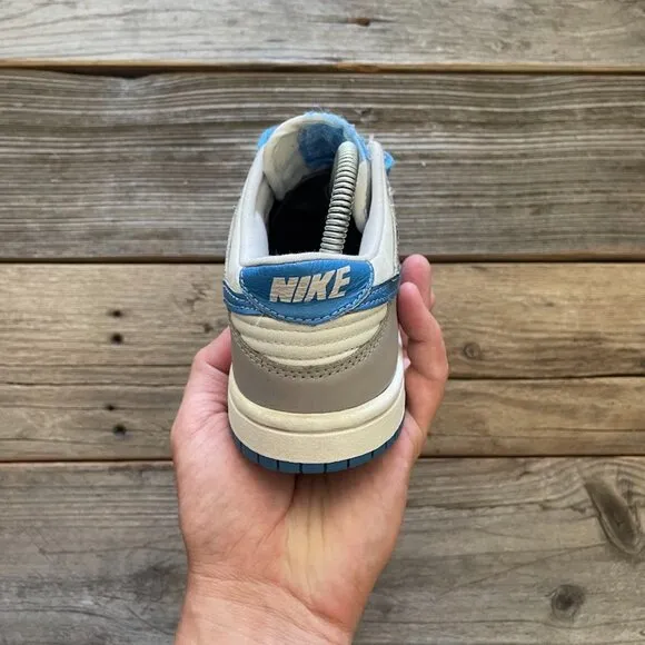 Women Size 5.5 /Size 4 Youth Rare 2003 Nike Dunk University Blue White Grey Shoe