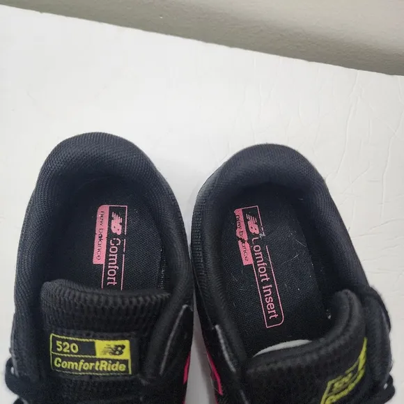 Womens 8 New Balance 520 Comfort Ride Athletic Shoes Black Pink Sneakers