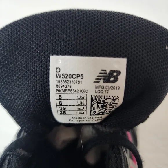 Womens 8 New Balance 520 Comfort Ride Athletic Shoes Black Pink Sneakers