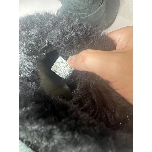 Women's 8 UGG Bodie Black Boots Fold Over Sheepskin Suede Shearling Lined