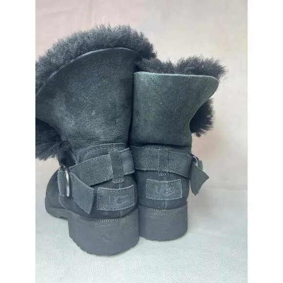 Women's 8 UGG Bodie Black Boots Fold Over Sheepskin Suede Shearling Lined