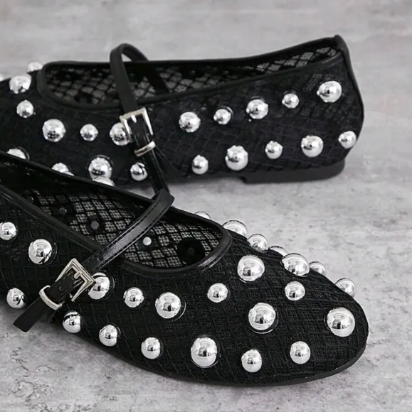 Women's Black Pu Riveted Closed Square Toe Dress Shoes